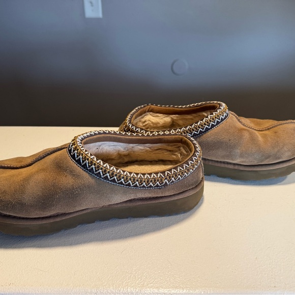 UGG women’s Tan Tasman Suede Slippers size 10 - Picture 10 of 13
